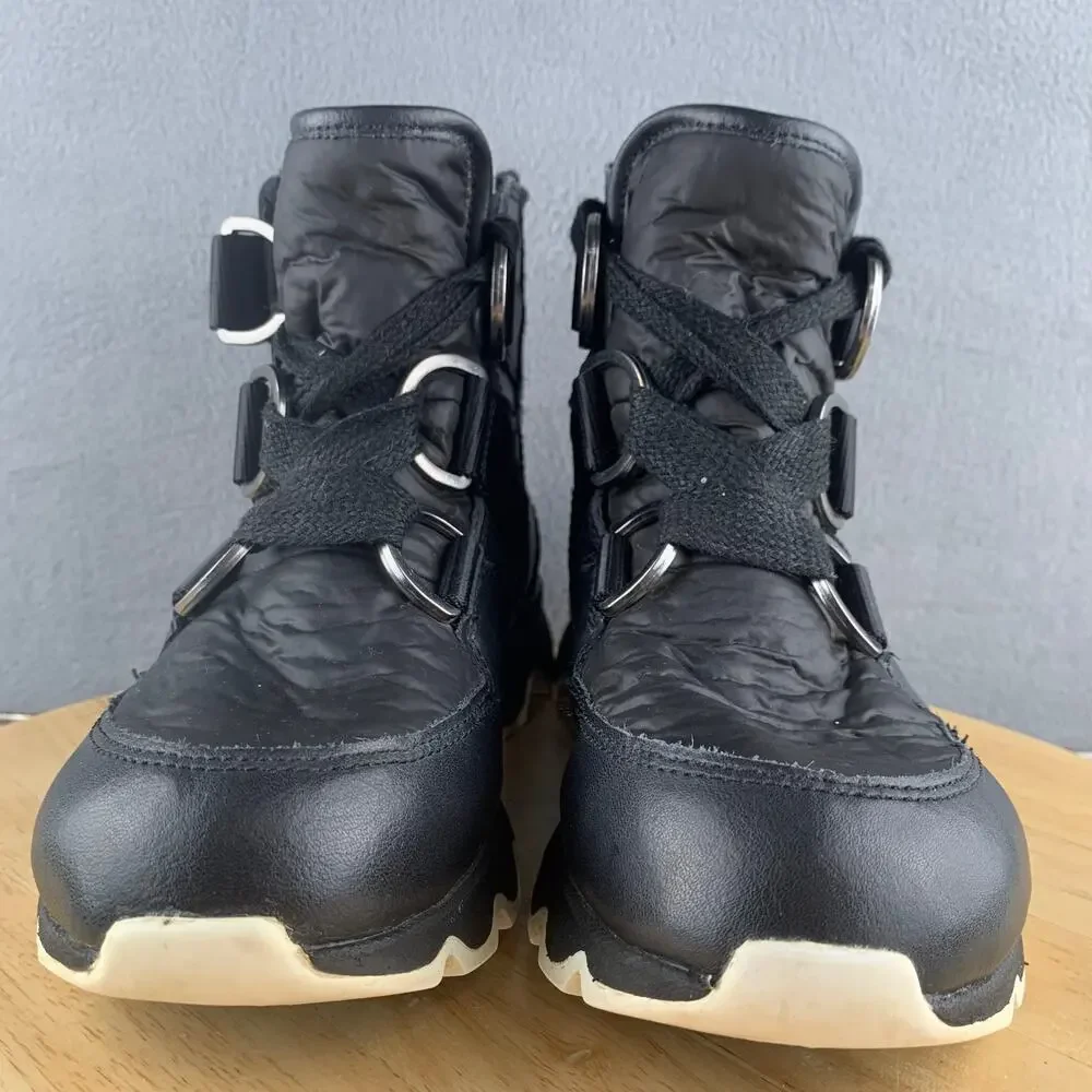 Sorel Kinetic Black Leather Winter Ankle Boot Waterproof Women’s Size 8 US